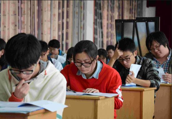 【新华小编】高中成绩不好怎么办