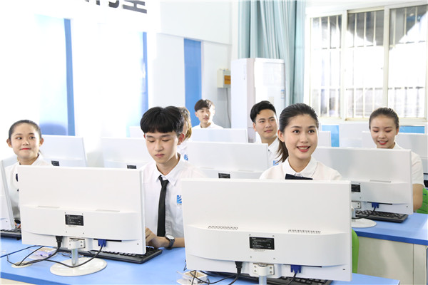 学技术到新华