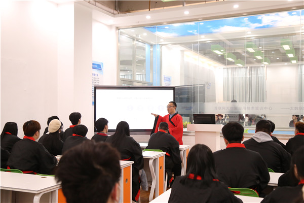 石家庄新华电脑学校