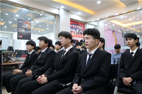 石家庄新华电脑学校