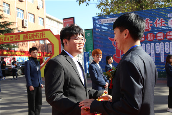 石家庄新华电脑学校