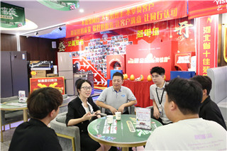 ʯ��ׯ�»�����ѧУ