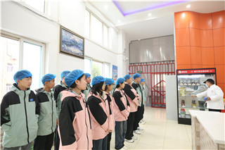 ʯ��ׯ�»�����ѧУ