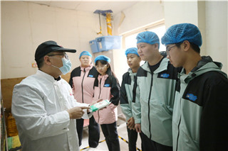 ʯ��ׯ�»�����ѧУ