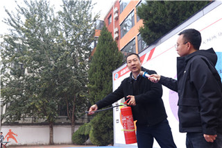 ʯ��ׯ�»�����ѧУ