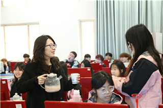 ʯ��ׯ�»�����ѧУ