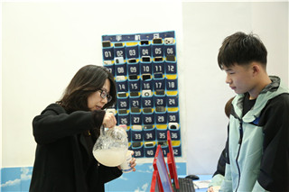 ʯ��ׯ�»�����ѧУ