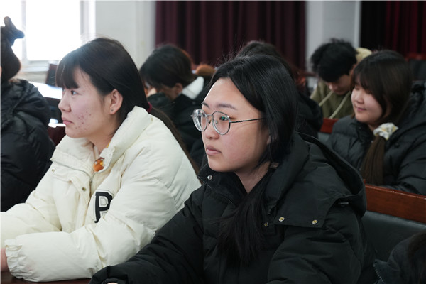 ʯ��ׯ�»�����ѧУ