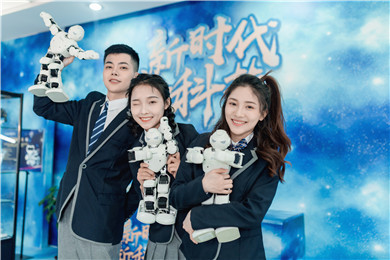 ʯ��ׯ�»�����ѧУ