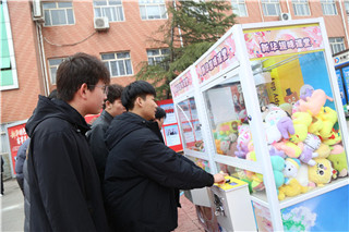 ʯ��ׯ�»�����ѧУ