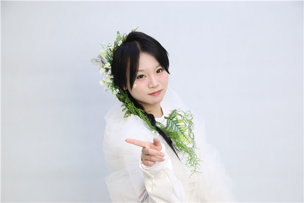 ʯ��ׯ�»�����ѧУ