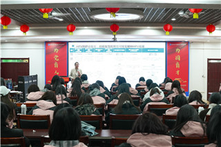 ʯ��ׯ�»�����ѧУ