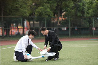 ʯ��ׯ�»�����ѧУ