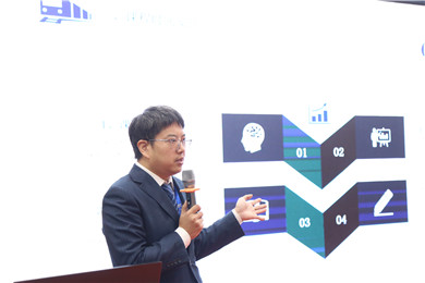 ʯ��ׯ�»���ʦ˵�δ����������ٽ�